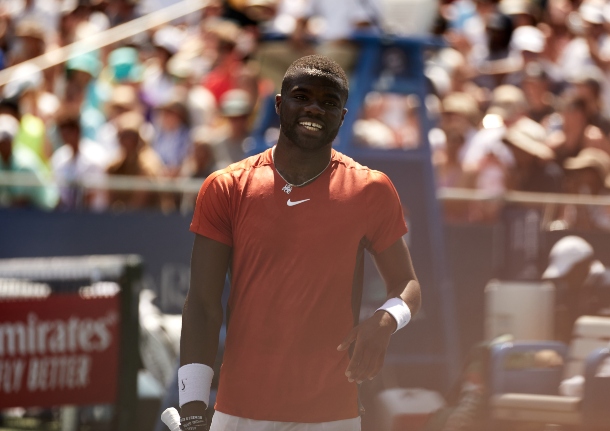 Matthew Calvis Launches Insiders Tennis 